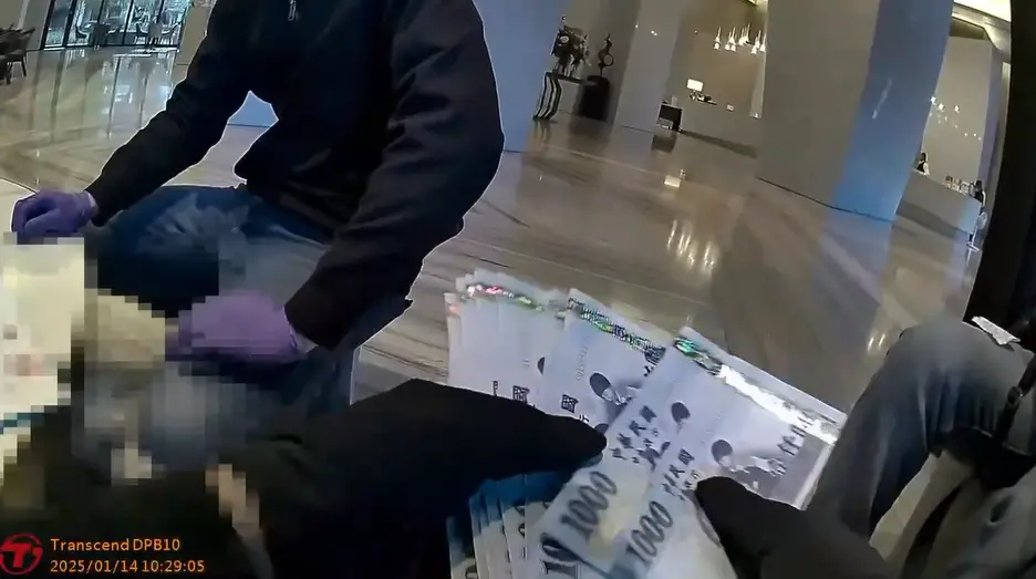 ▲台中一名傳產董娘誤信詐騙集團假冒「星宇航空」詐騙投資，直到看新聞報導才知道被騙，損失逾6千萬。（圖／警方提供）