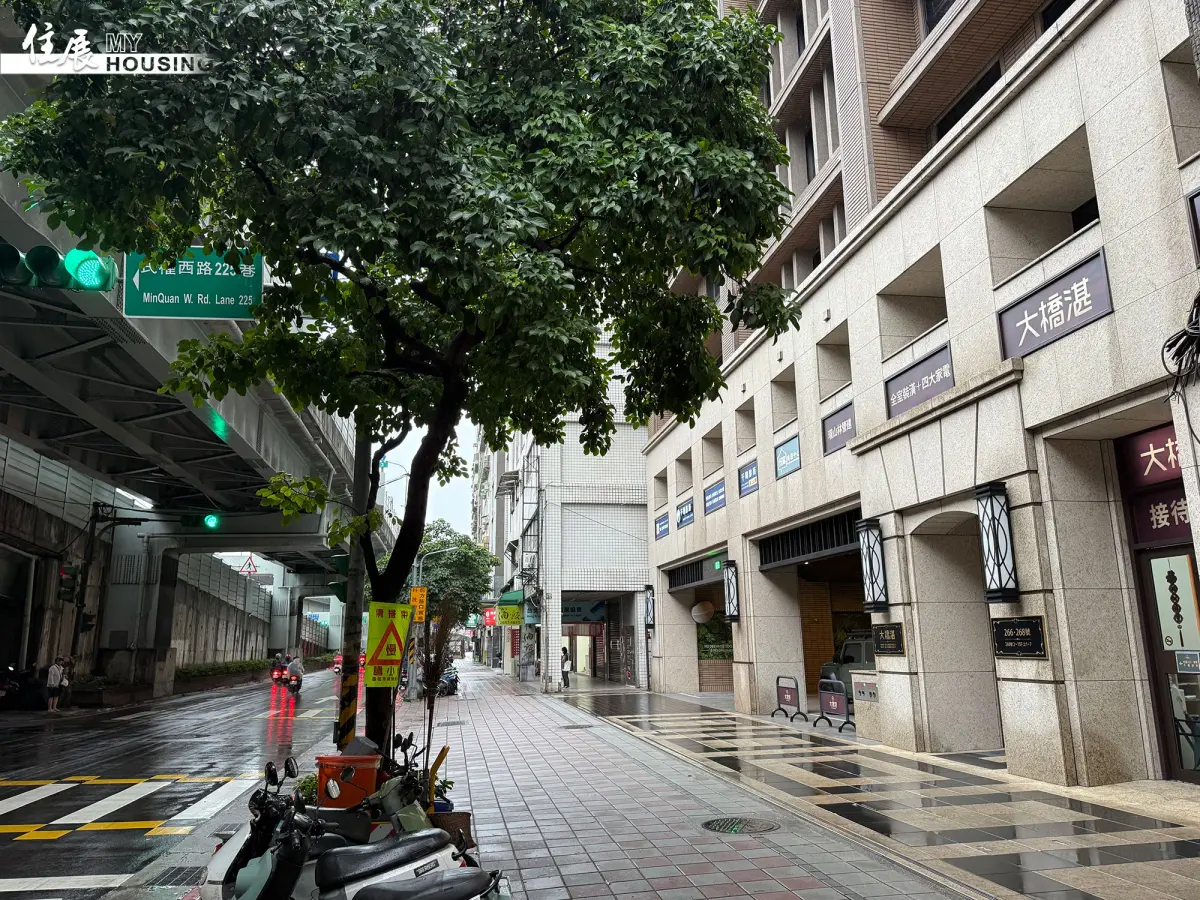 ▲「先建後售」建案在付款上不如預售屋彈性，且價格偏高，但增值爆發力卻超狂，持有2年轉手，價差最高達582萬元。（示意圖／住展雜誌提供）