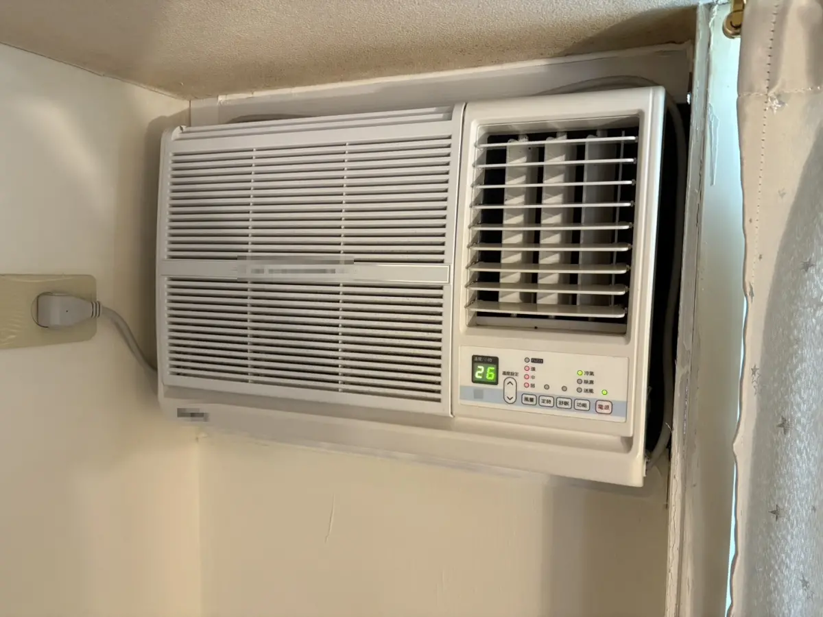 ▲冷氣到了夏天又要開始運轉，不過伴隨而來的昂貴電費也讓許多人吃不消，你知道怎麼吹冷氣最省電嗎？（圖/記者張嘉哲攝）