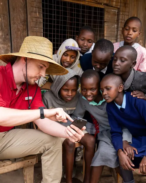 ▲MrBeast熱衷於慈善事業，在世界各地都極具影響力。（圖／翻攝自MrBeast IG）