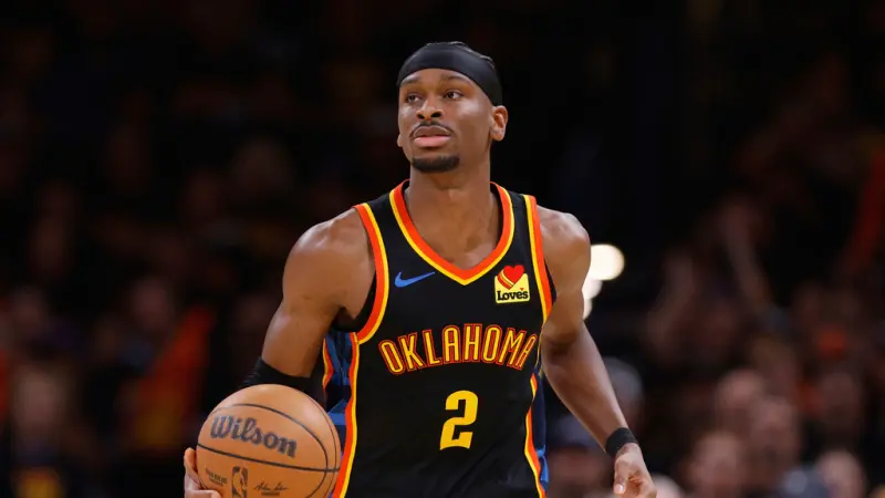 ▲奧克拉荷馬雷霆在主場以149：106狂掃衛冕軍丹佛金塊，系列賽戰成1：1平手。成為首支在次輪贏球的主場球隊。並在比賽中創下11項受矚目的紀錄。（圖／美聯社／達志影像）