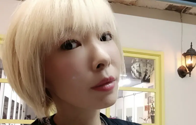 ▲女星Makiyo日前重提自己2012年涉案的痛毆運將事件，痛批林姓司機不是老實人，讓名導演汪怡昕直言：「別打人都沒事。」感嘆關鍵就是Makiyo先動手。（圖／Makiyo new 川島茉樹代 臉書）