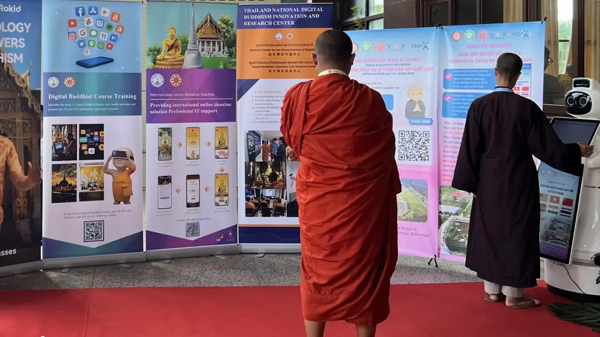 ▲Rokid展區介紹帶光波導顯示能力的AI眼鏡。（圖／上趣創意延展提供）