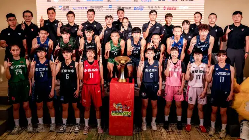 ▲美國威德台灣經營團隊眾星獎助計畫贊助高中聯賽。五年來總獎助學金高達3220萬，超過500名球員獲獎。（圖／展逸國際企業股份有限公司提供）