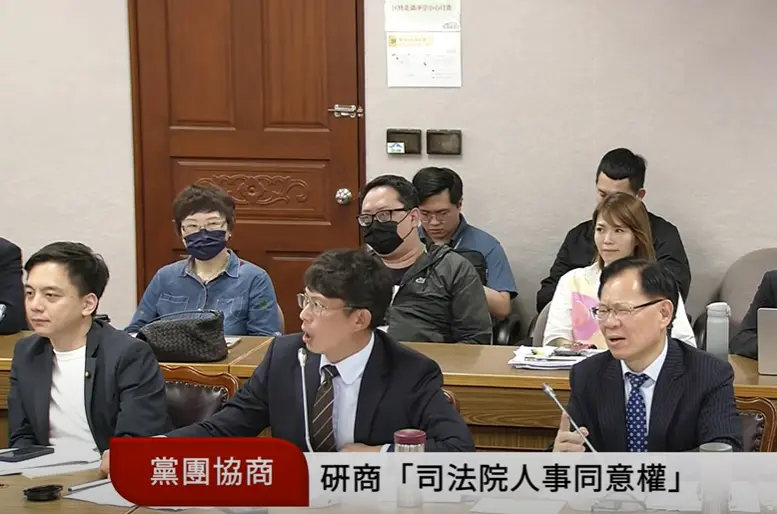 ▲柯建銘協商扯柯文哲，還批黃國昌老愛用這招騙小草，黃國昌爆氣反嗆。（圖／翻攝立院ivod系統）