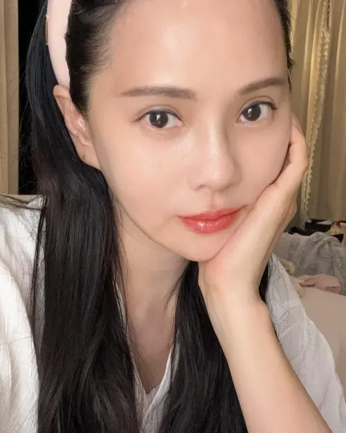 ▲伊能靜對於小哈利的包容與教育,被不少粉絲及網友大讚。(圖/翻攝自伊能靜臉書) ▲伊能靜對於小哈利的包容與教育,被不少粉絲及網友大讚。(圖/翻攝自伊能靜臉書)