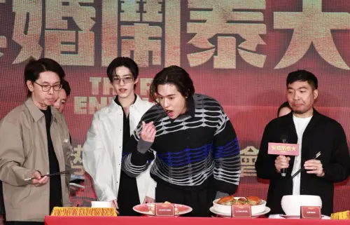 ▲Billkin（右二）在《冥婚鬧泰大》記者會上對於台灣的紅蟳米糕十分滿意，直呼好吃。（圖／記者吳翊緁攝）