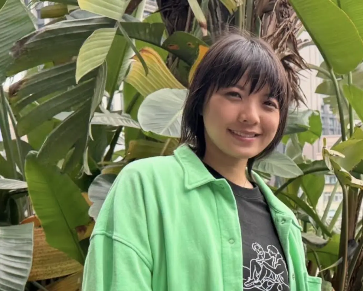 ▲金馬影后鍾雪瑩還算是新秀女星，卻表示若以觀眾的身分，看到自己演學生，會覺得很抗拒，有很多更年輕的女星更適合，也透露金馬獎座放在家裡電視機旁。（圖／記者蘇詠智攝）