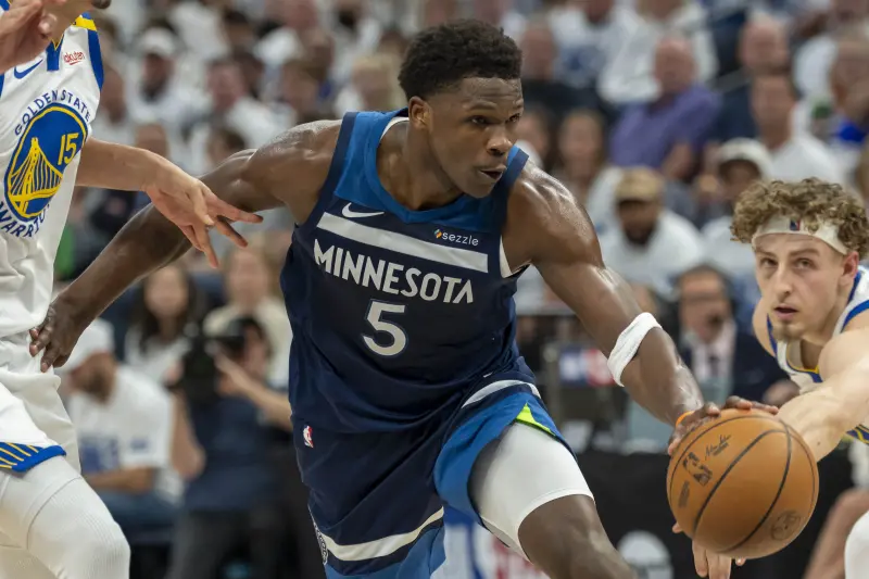 NBA／灰狼大難臨頭？Edwards被訓斥後傷退　Barkley曝更衣室秘辛