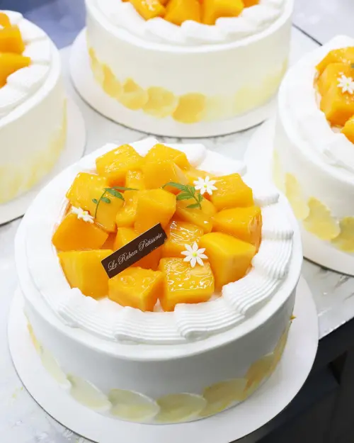 ▲母親節蛋糕不少人首選法朋。圖為法朋芒果仲夏鮮奶油蛋糕。（圖／法朋臉書）