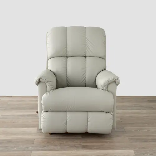 ▲La-Z-Boy 335搖椅式手動半牛皮休閒椅16 段專利傾斜仰角搭配專利三段調整腳拖，放鬆全身肌肉。（圖／HOLA提供）