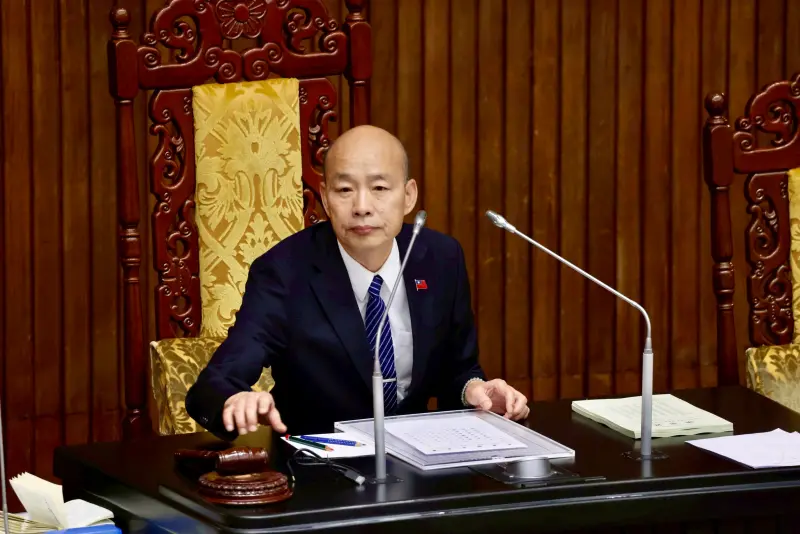立院三讀「4+1」放假　吳思瑤：誰不會喜歡放假但沒那麼簡單