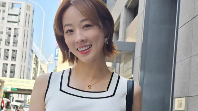 ▲39歲女星夏語心和富商男友愛情長跑5年，曾在節目中透露是不婚主義的她，近日接受專訪時鬆口「已經認定是他」，表示要結婚也Ok，還提到結婚時一定要穿婚紗。（圖／夏語心IG）