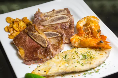 凱林鐵板燒餐點高品質,廣受不少老饕喜愛。(圖/凱林鐵板燒臉書) ▲凱林鐵板燒餐點高品質,廣受不少老饕喜愛。(圖/凱林鐵板燒臉書)