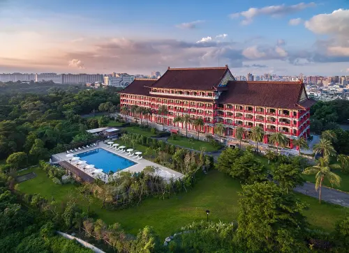 ▲高雄圓山飯店透過設備汰換與綠色管理，成為服務業永續轉型的標竿。（圖／高市府經發局提供）