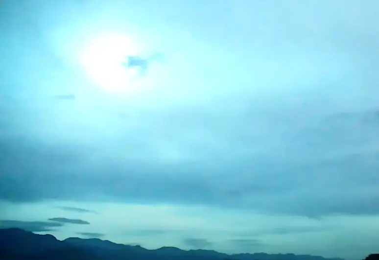 台東半夜「驚見詭異藍球」天都亮了！神秘6秒影片瘋傳　專家解答