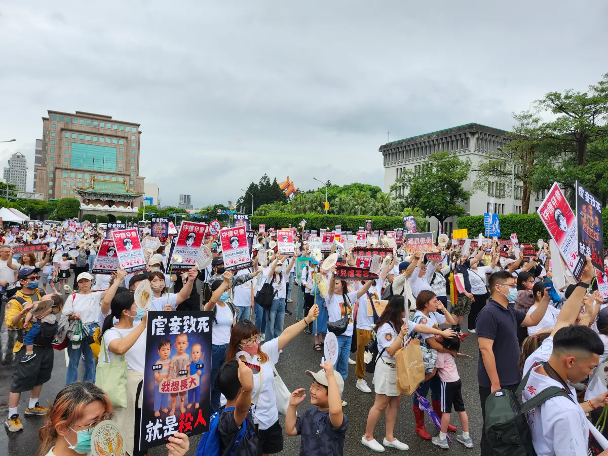 ▲護兒遊行今（10）日凱道登場。（圖／吳翊緁攝2025.05.10）