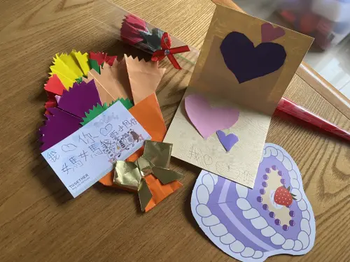 ▲母親節卡片要寫什麼？可以參考20句範例寫法，說不定可以激發更多靈感。（圖／讀者提供）