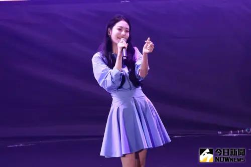 辛叡恩三重體育館表演《愛你》！還重現Running Man噴笑的《OMG》
