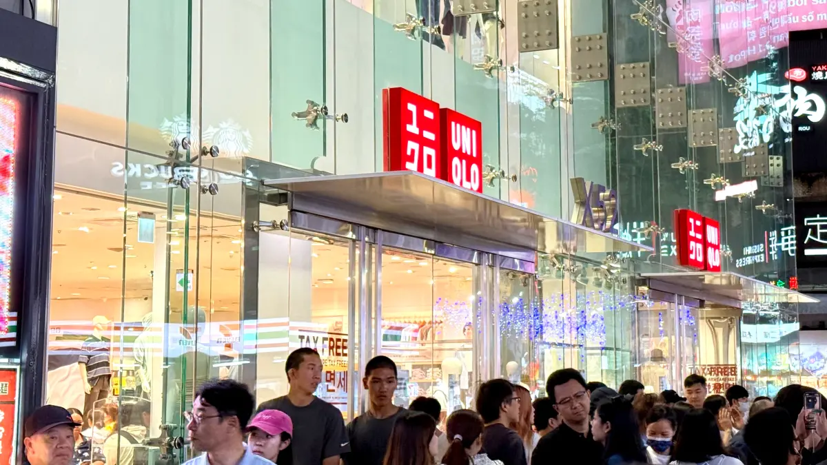 母親節餐廳人潮不是最多！UNIQLO一服務被人群包圍：超方便又不貴