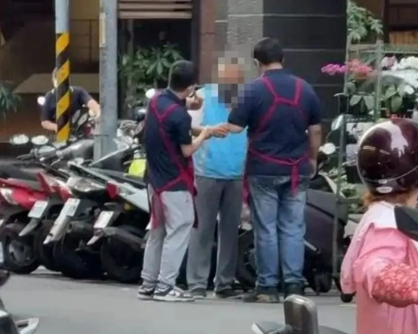 ▲蔡男偷竊全聯水果逃逸遭逮，警方發現他曾是位高權重的分局長，最終被依法送辦。（圖／翻攝Threads）