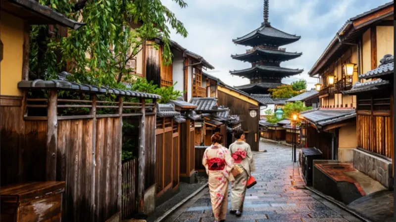 獨旅需求爆發！旅遊平台：海外一日遊一人下訂占3成5