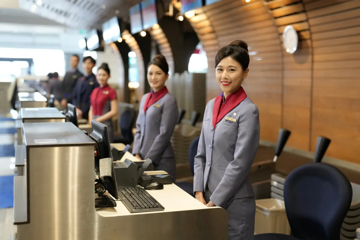 ▲中華航空看好全球旅運需求穩定成長，即日起招募「桃園機場運務員」及「資訊工程師」。（圖／華航提供）