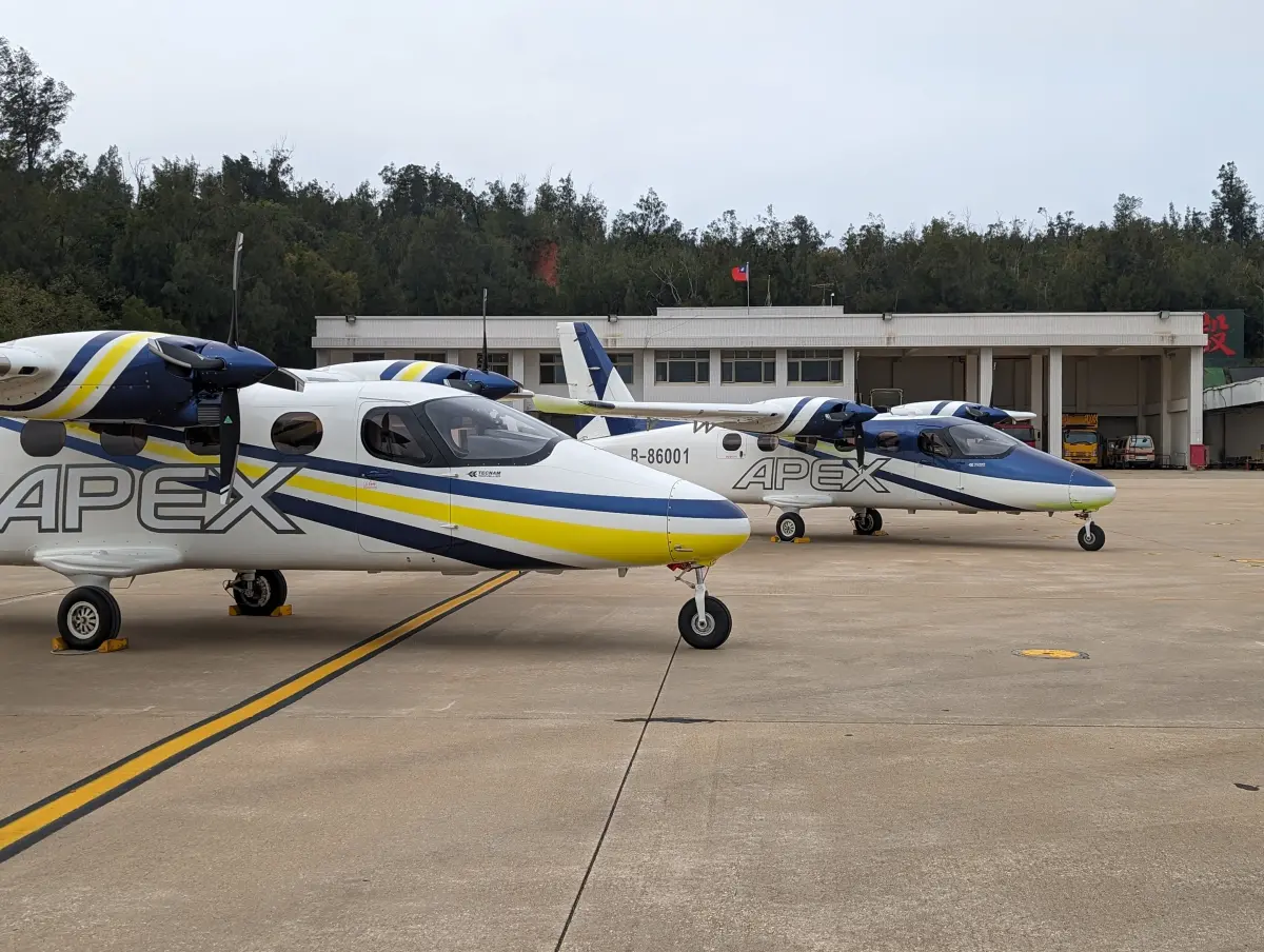 ▲執行醫療後送任務的安捷航空專機，從金門飛抵松山機場後傳出爆胎狀況。（示意圖，非文中提及航班／安捷航空提供）