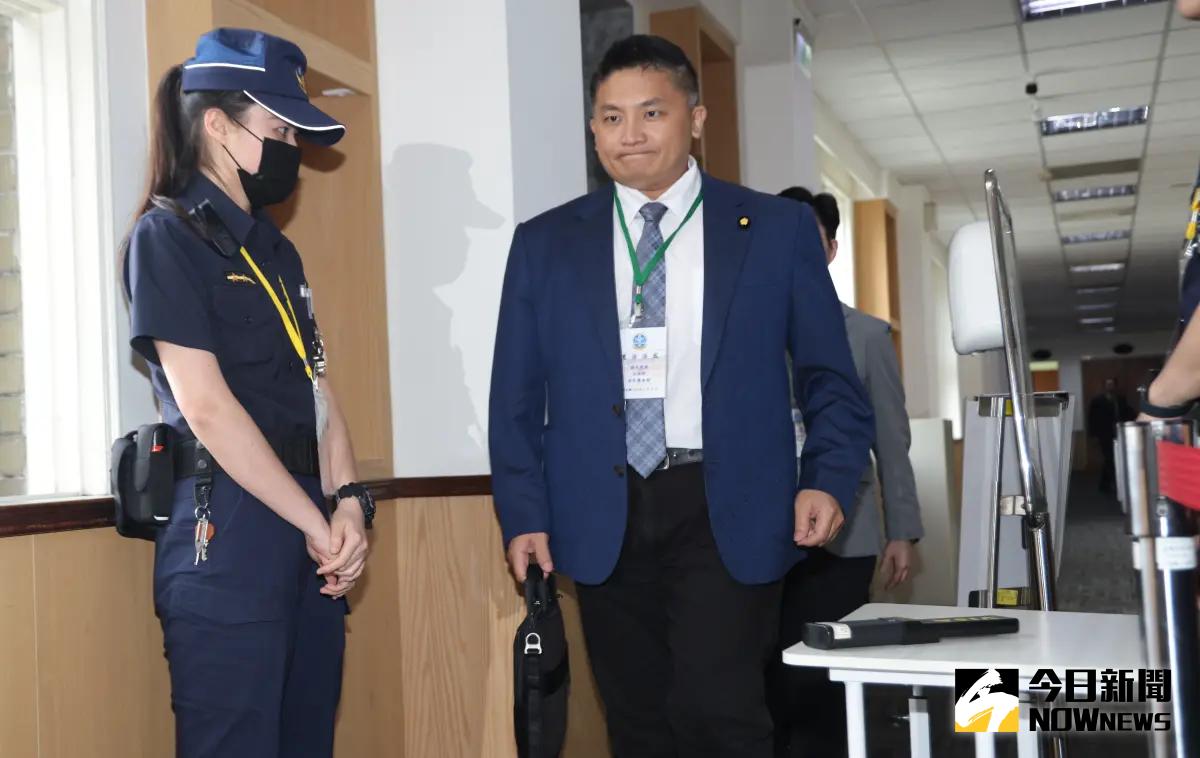 中選會否決反廢死公投 他揪這3大咖言論：民進黨再度打臉民進黨