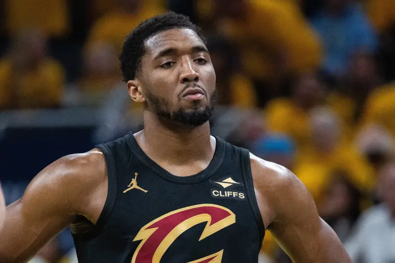 NBA／溜馬聽牌「關門放狗」！騎士希望破滅　教練曝Mitchell傷情