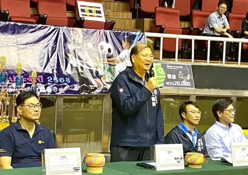 ▲高雄市政府勞工局局長江健興致詞。(圖／高雄市政府勞工局提供)