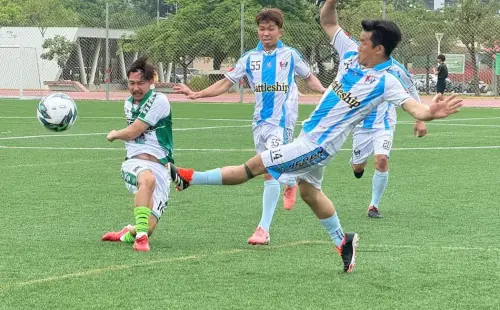 ▲高雄市政府勞工局舉辦泰國體育文化嘉年華活動，進行足球競賽的情形。(圖／高雄市政府勞工局提供)