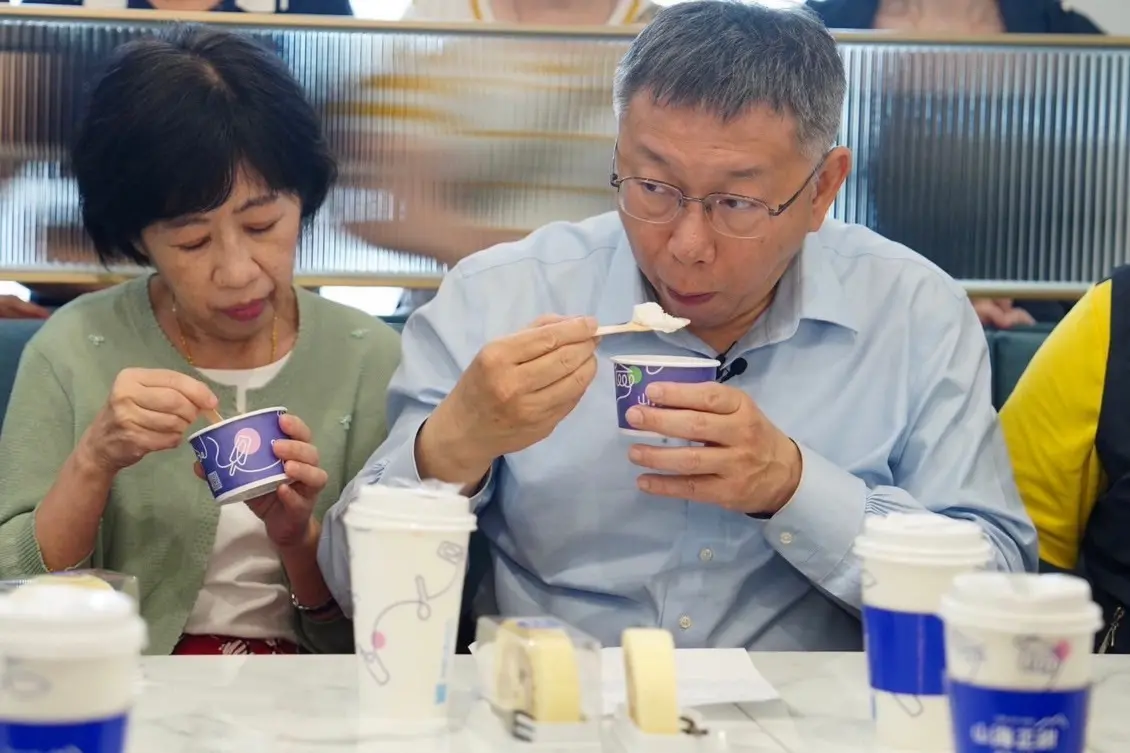 ▲陳佩琪聽完黃國昌整段質詢曝光的「合成音檔」，覺得非常震撼、感同身受。（圖／陳佩琪臉書）