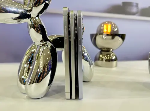 ▲三星Galaxy S25 Edge。（圖／記者周淑萍攝）