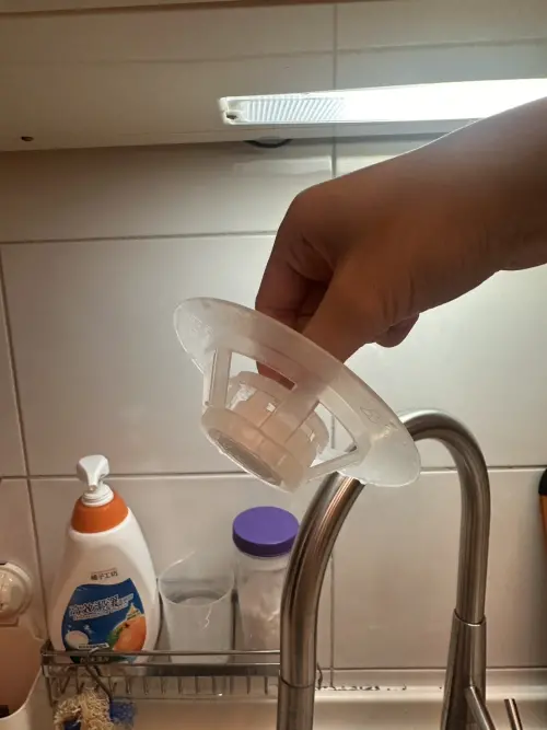 ▲原PO分享在全聯發現的水槽錠，自從用了之後就沒有再見到蟑螂。（圖／翻攝自我愛全聯好物老實說臉書社團）