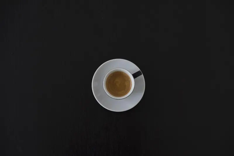 ▲希臘有一位人妻請ChatGPT對老公進行咖啡占卜，不料ChatGPT占卜後認定老公出軌，於是人妻立即堅持提出離婚，讓被AI判定是渣男的老公直喊冤。（示意圖／翻攝自Pixabay）