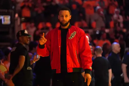 NBA/勇士像「一灘爛泥」!Curry也看不下去焦急訓話 再輸就掰掰