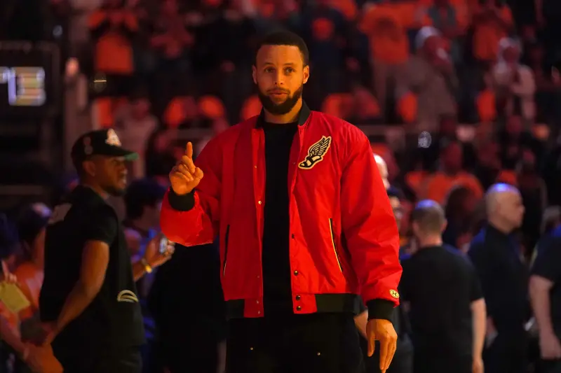 NBA／勇士像「一灘爛泥」！Curry也看不下去焦急訓話　再輸就掰掰
