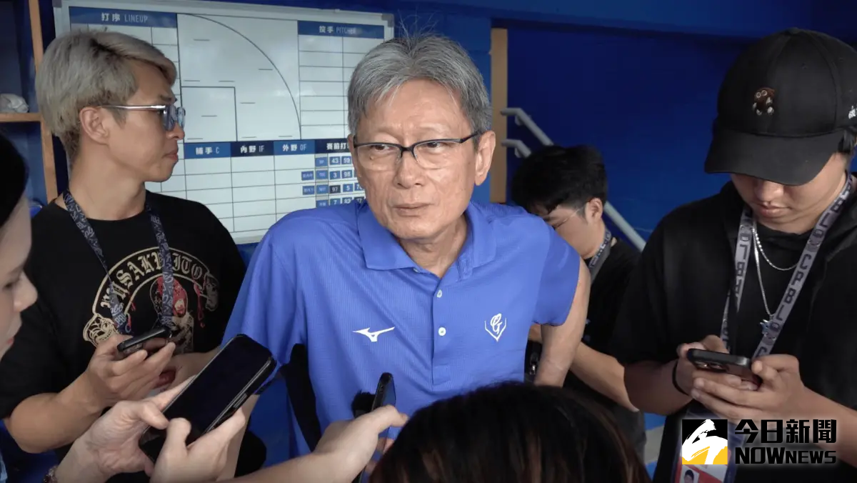 ▲富邦悍將副領隊郭泰源生涯92場完投、24完封，他笑說自己是「廉價勞工」。（圖／記者陳云茹攝）