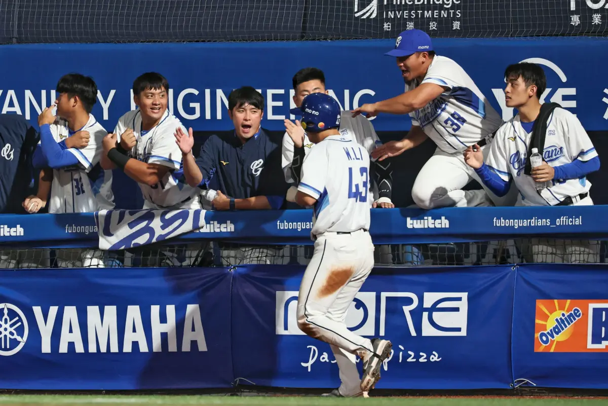 ▲富邦悍將以5：3退台鋼雄鷹，終止近期的6連敗、主場7連敗。（圖／富邦悍將提供）