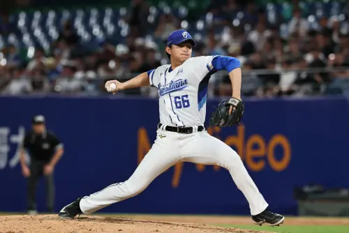 ▲富邦悍將李東洺本季大幅使用卡特球，他透露，原本想嘗試大谷翔平拿手球路的Sweeper，卻意外練成卡特球。（圖／富邦悍將提供）