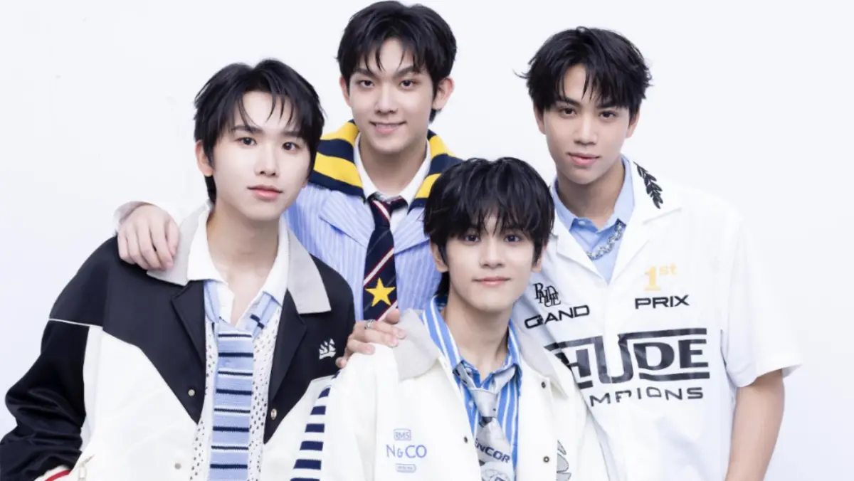 ▲男團AcQUA源少年（如圖）與女團GENBLUE幻藍小熊參加新節目《歌手返校日》，今（19）日記者會上大爆青春年代生活，包括帶學校當時禁止使用的手機上學的趣事，讓現場笑聲不斷。（圖／寬宏藝術提供）