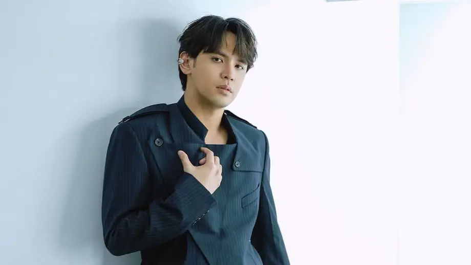 陳零九閃兵避風頭！深夜緊牽啾啾、0遮掩玩親親 不忘談戀愛甜爆