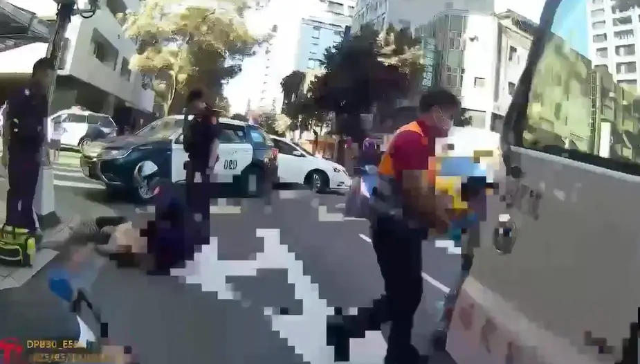 ▲台北市林森北路今日清晨發生砍人事件，陳姓雙胞胎兄弟疑似因為債務糾紛發生口角，遭黃姓男子持刀砍傷，1命危、1重傷送醫。（圖／警方提供）