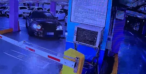 ▲徐少東5月9日開著跟借來的賓利，進入高醫大附設中和紀念醫院的停車場後下落不明。（圖／警方提供）