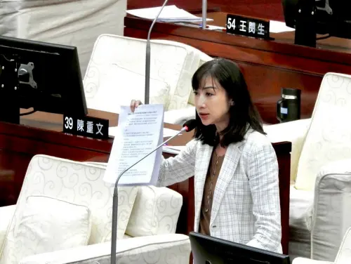 國防預算近年刪減少?她拿數字打臉徐巧芯「還在洗白惡行」