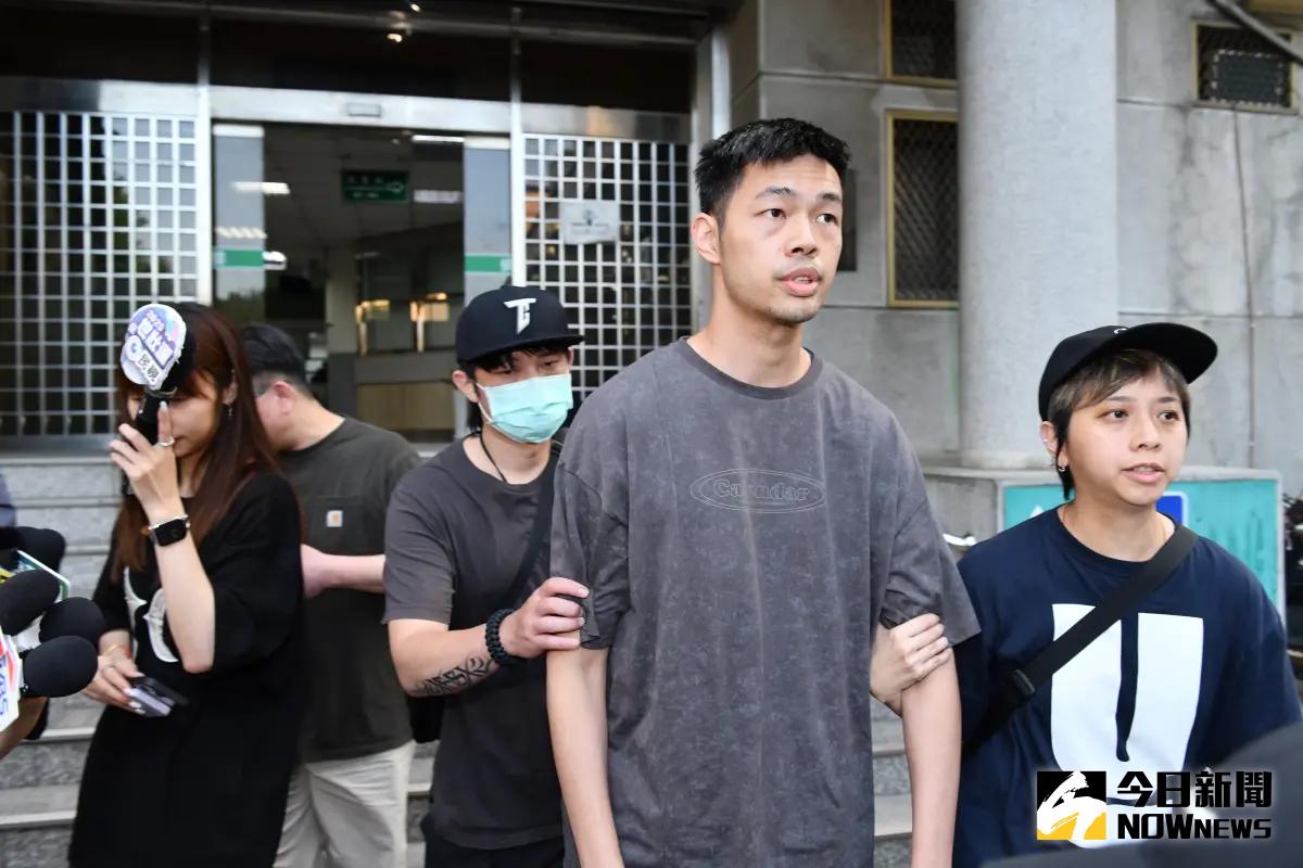 ▲陳大天閃兵被捕，事後表示自己知法犯法，向大眾道歉，和他合作舞台劇的鍾欣凌也說，陳大天一到現場就先跟大家道歉。（圖／NOWnews資料照）