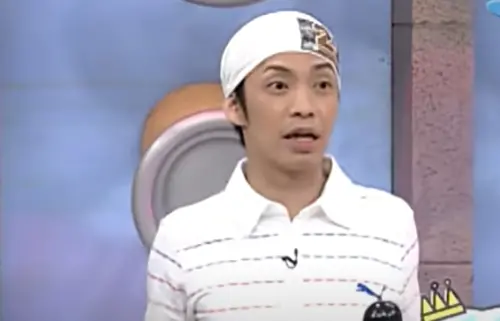 ▲大炳（如圖）模仿功力一流，從謝長廷到蔡琴都神還原，被封為綜藝圈最強觀察型喜劇人才。（圖／擷取自YouTube）