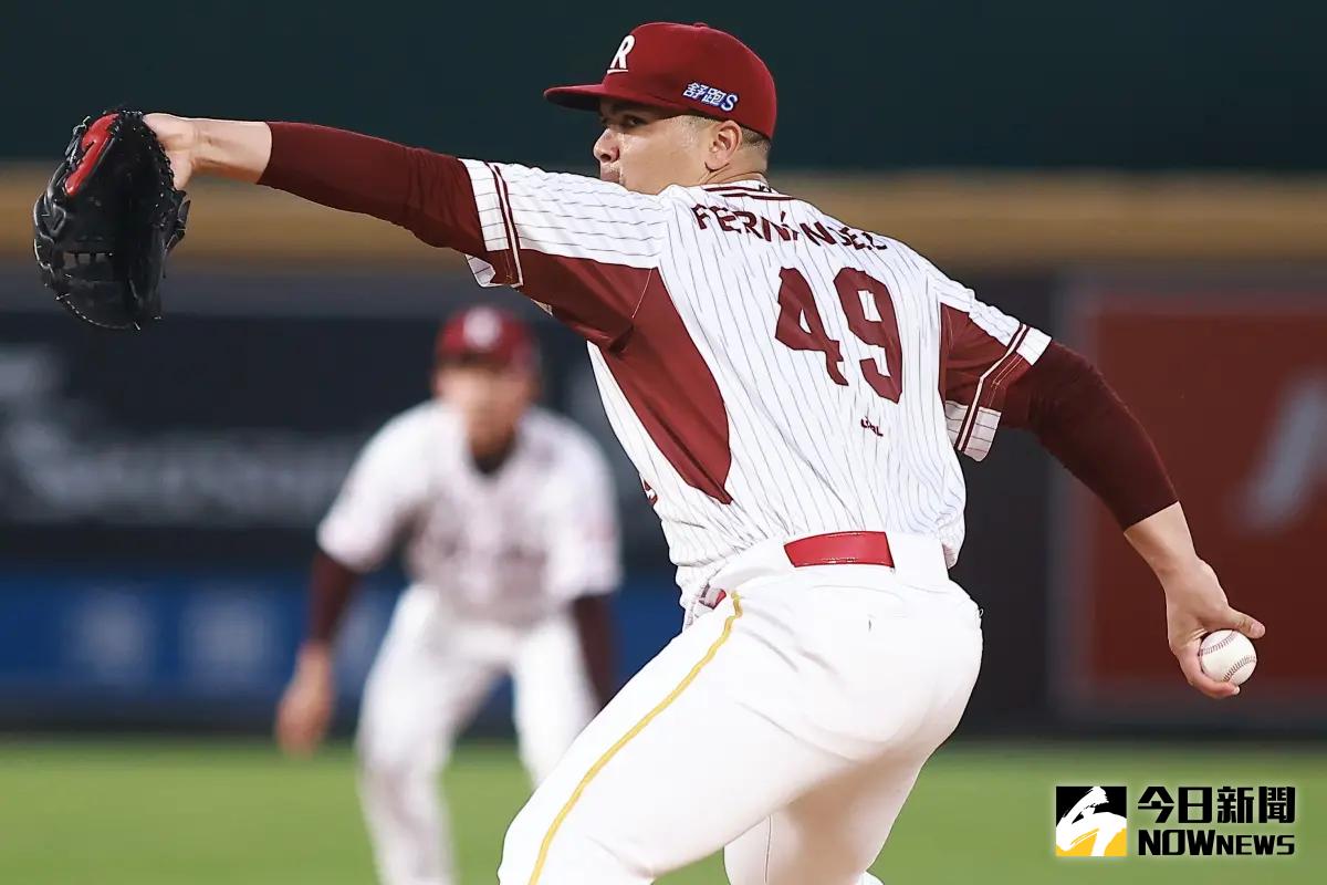 ▲樂天桃猿王牌威能帝扛下季後賽首戰重責大任，生涯從未輸給統一獅。（圖／記者葉政勳攝）