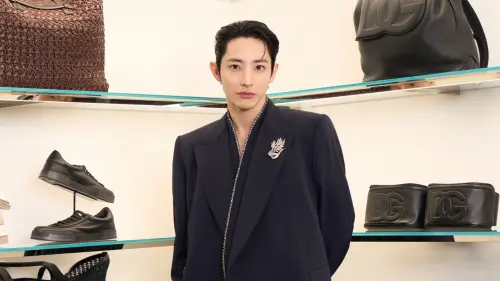 ▲韓國男星李洙赫，昨（14）日現身台北，為義大利品牌站台，這次是他出道19年以來第一次來台灣，他自曝：「心情好激動」，活動最後還掏出手機跟現場約500名的粉絲自拍。（圖／李洙赫IG）